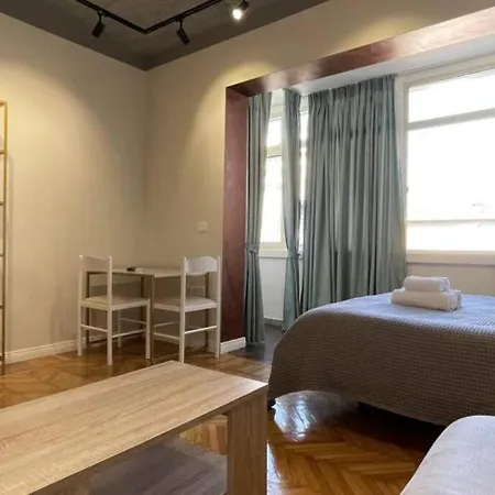 Apartmán In Myslym Shyri Street