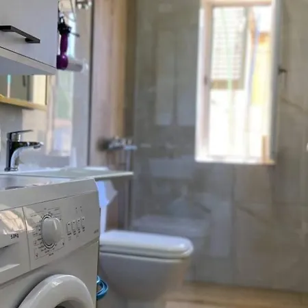 Apartmán In Myslym Shyri Street Tirana